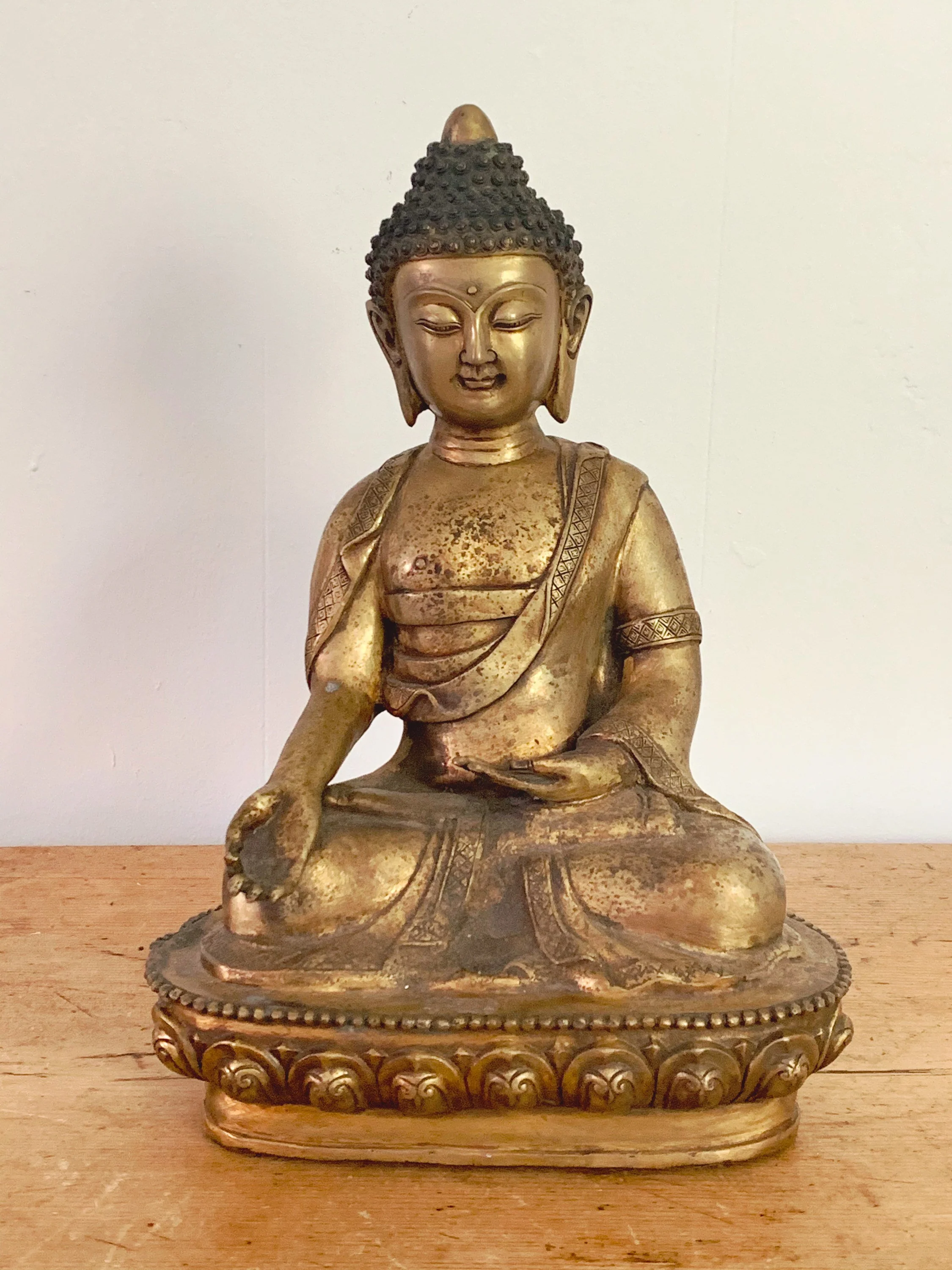 Antique Chinese Brass Buddha Statue Sitting on Lotus Pedestal Seat | Meditation Buddha Asian Home Decor - Image 3