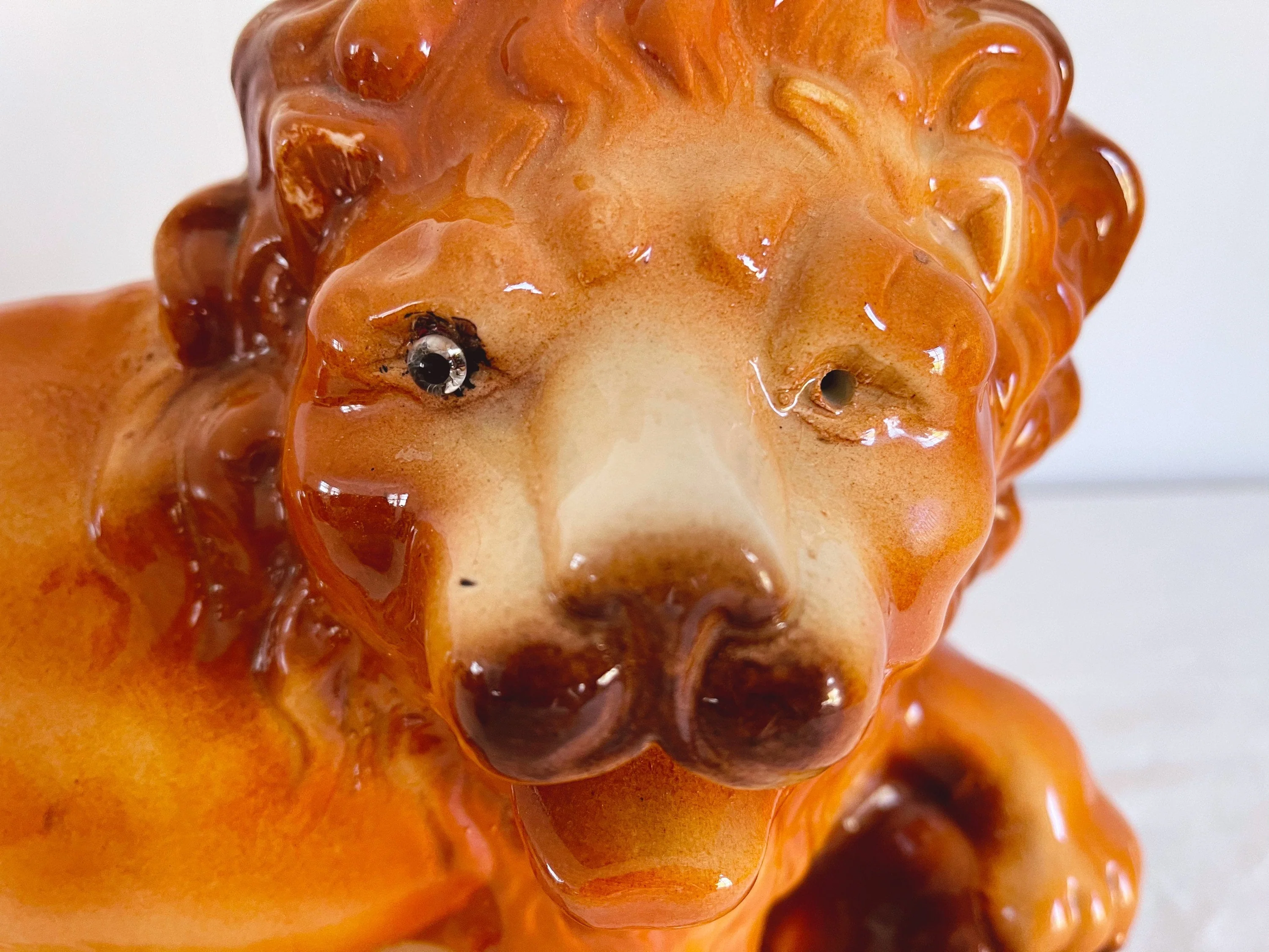 Pair of Late 19th Century Antique Ceramic Glazed Staffordshire Lion Figurines | Victorian Lion with Ball Statue - Image 8