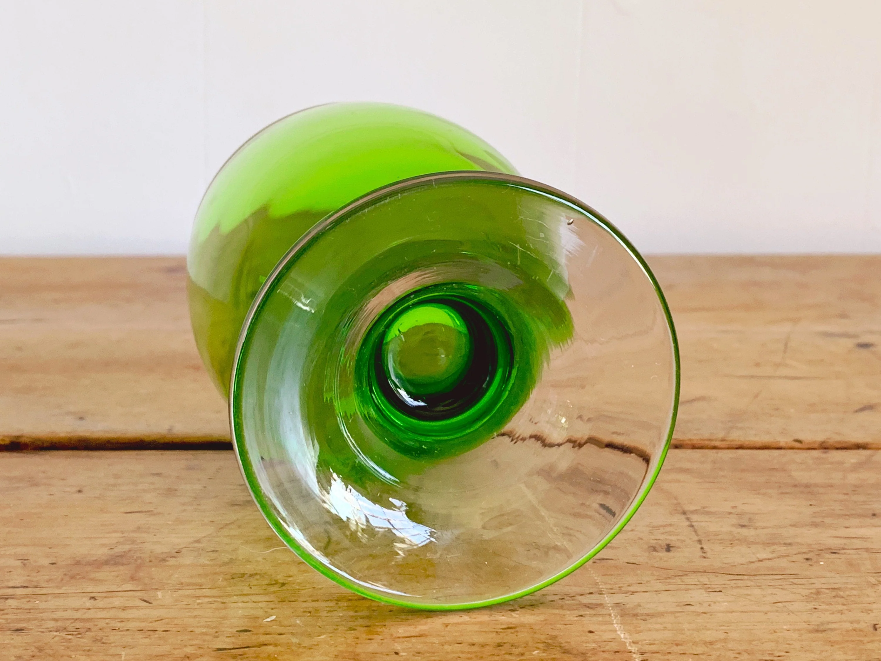 Vintage Bright Green Dessert Cups Sherbert Glasses Water Goblets with Clear Foot | Champagne Coupe Craft Cocktail Glasses Set of 2, 4 or 6 - Image 10