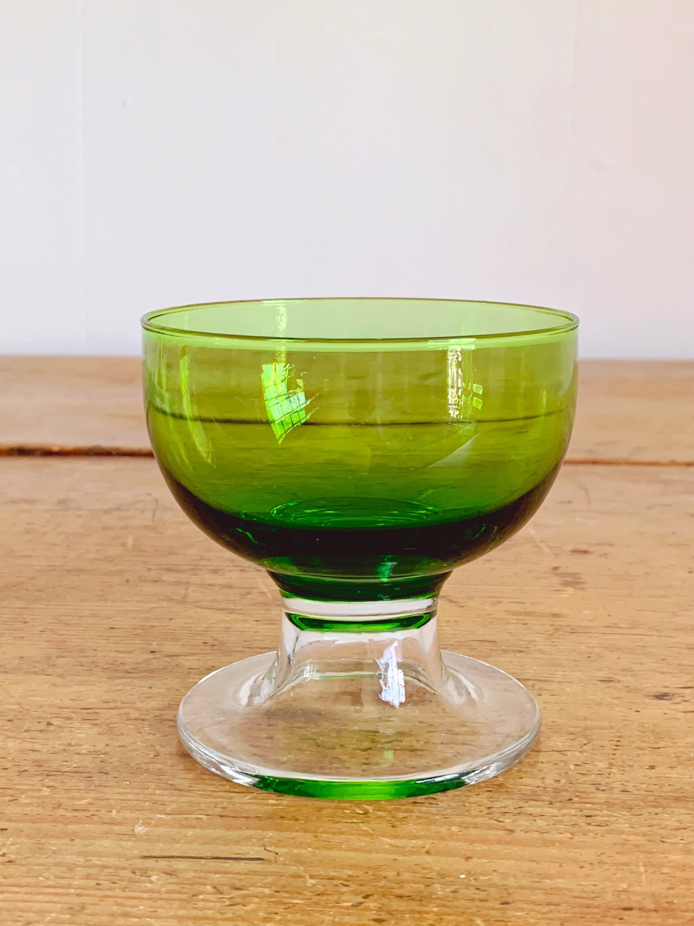 Vintage Bright Green Dessert Cups Sherbert Glasses Water Goblets with Clear Foot | Champagne Coupe Craft Cocktail Glasses Set of 2, 4 or 6 - Image 7