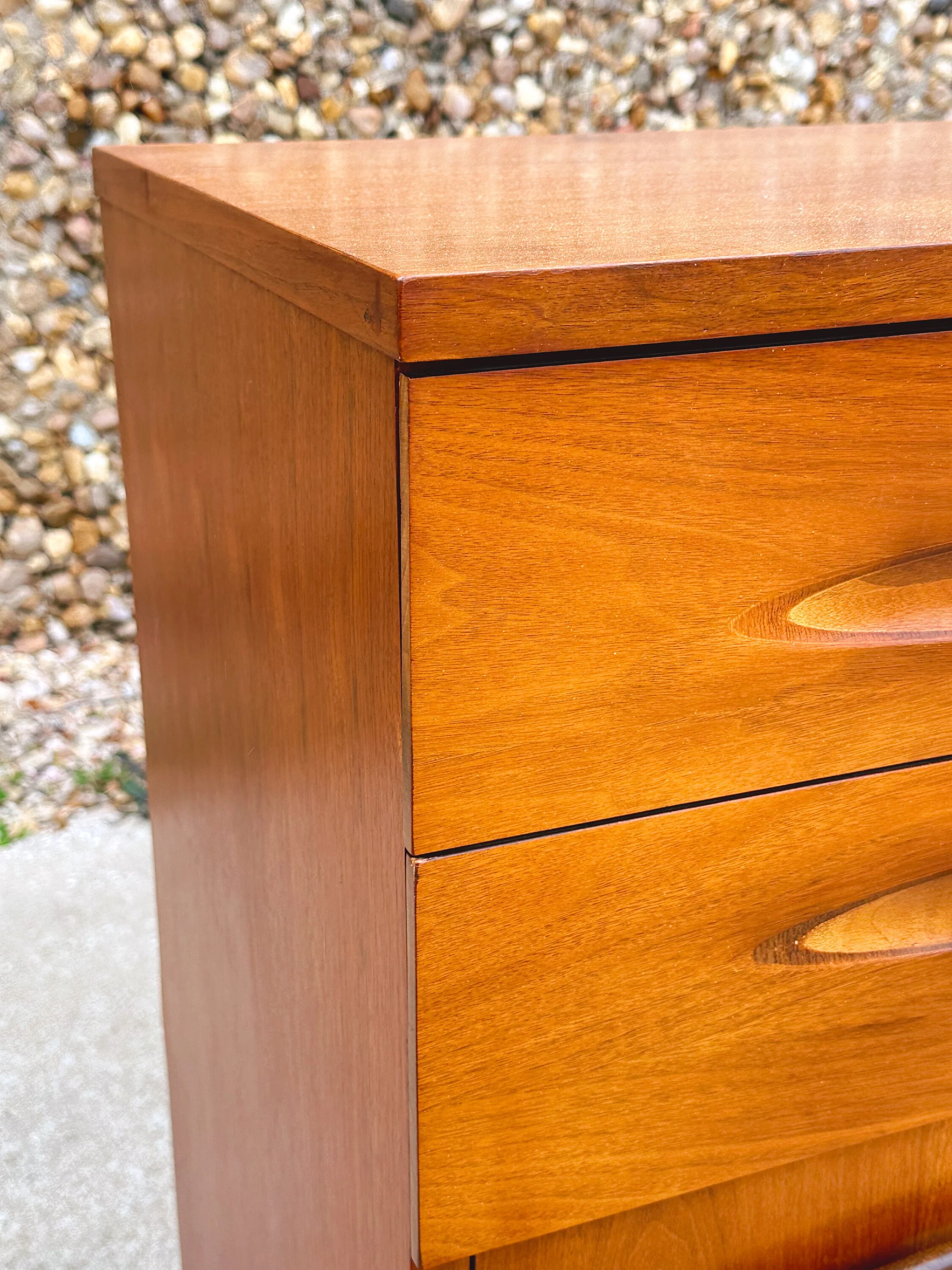 Vintage Mid Century Modern 5-Drawer Tallboy Dresser by Ward Furniture Mfg Co | SHIPPING NOT FREE | Bedroom Furniture Chest of Drawers - Image 5