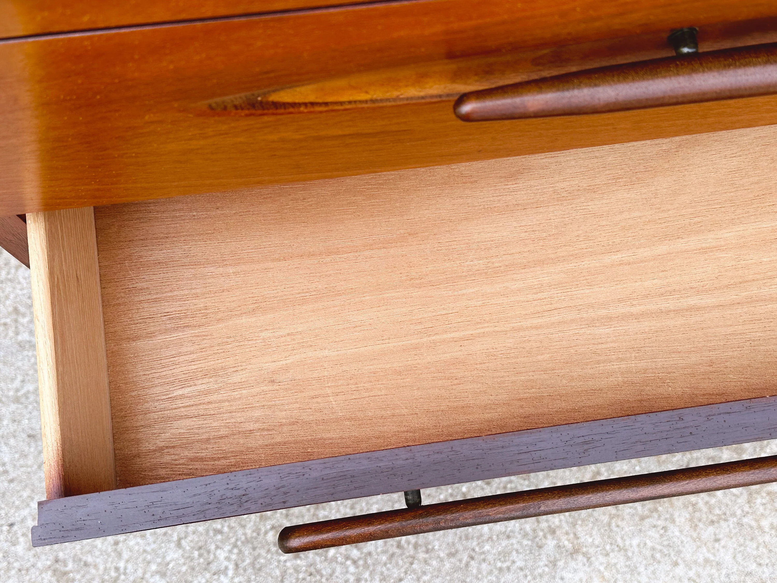 Vintage Mid Century Modern 5-Drawer Tallboy Dresser by Ward Furniture Mfg Co | SHIPPING NOT FREE | Bedroom Furniture Chest of Drawers - Image 7