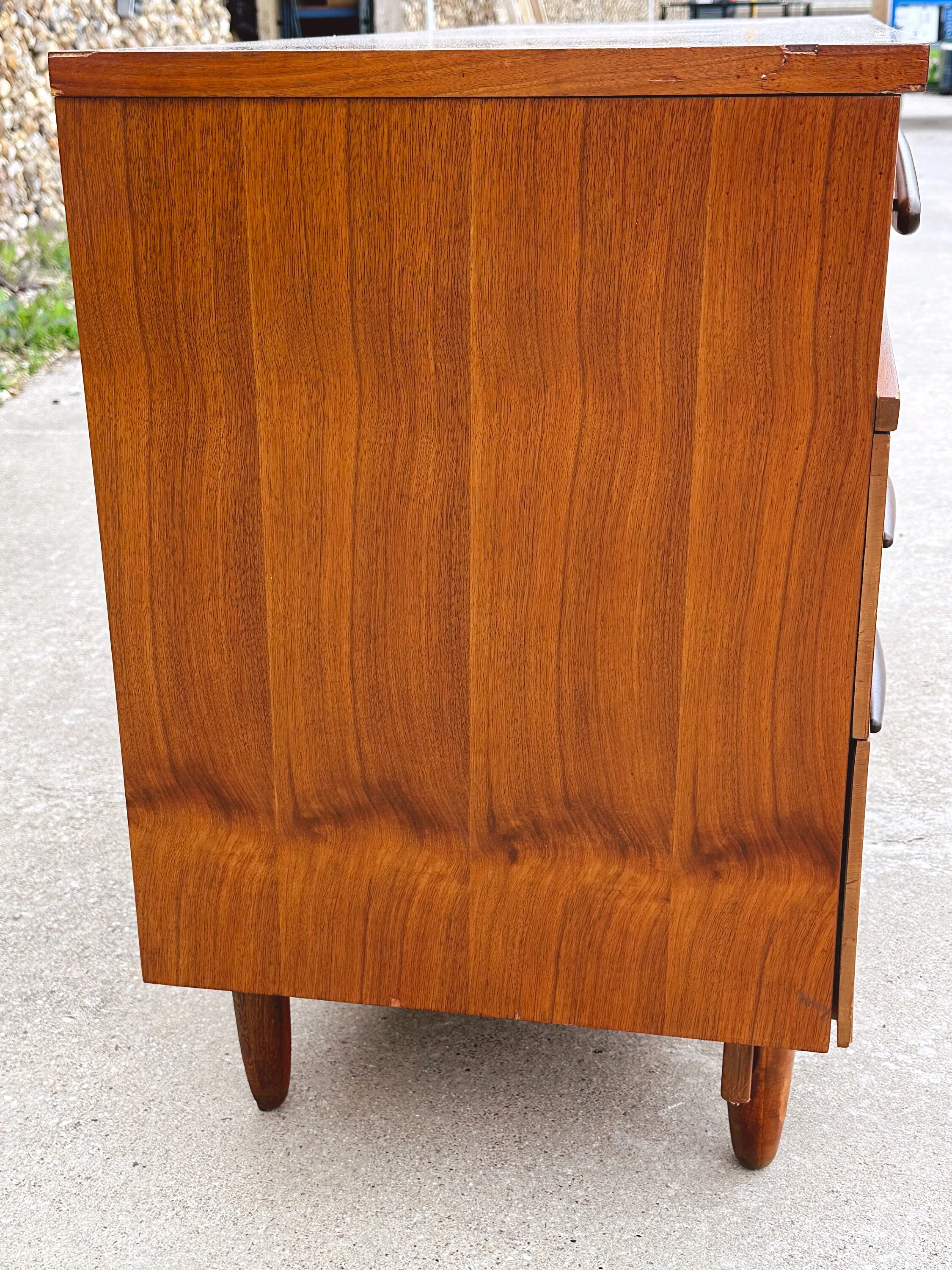 Vintage Mid Century Modern 6-Drawer Lowboy Dresser by Ward Furniture Mfg Co | SHIPPING NOT FREE | Bedroom Furniture Chest of Drawers - Image 9