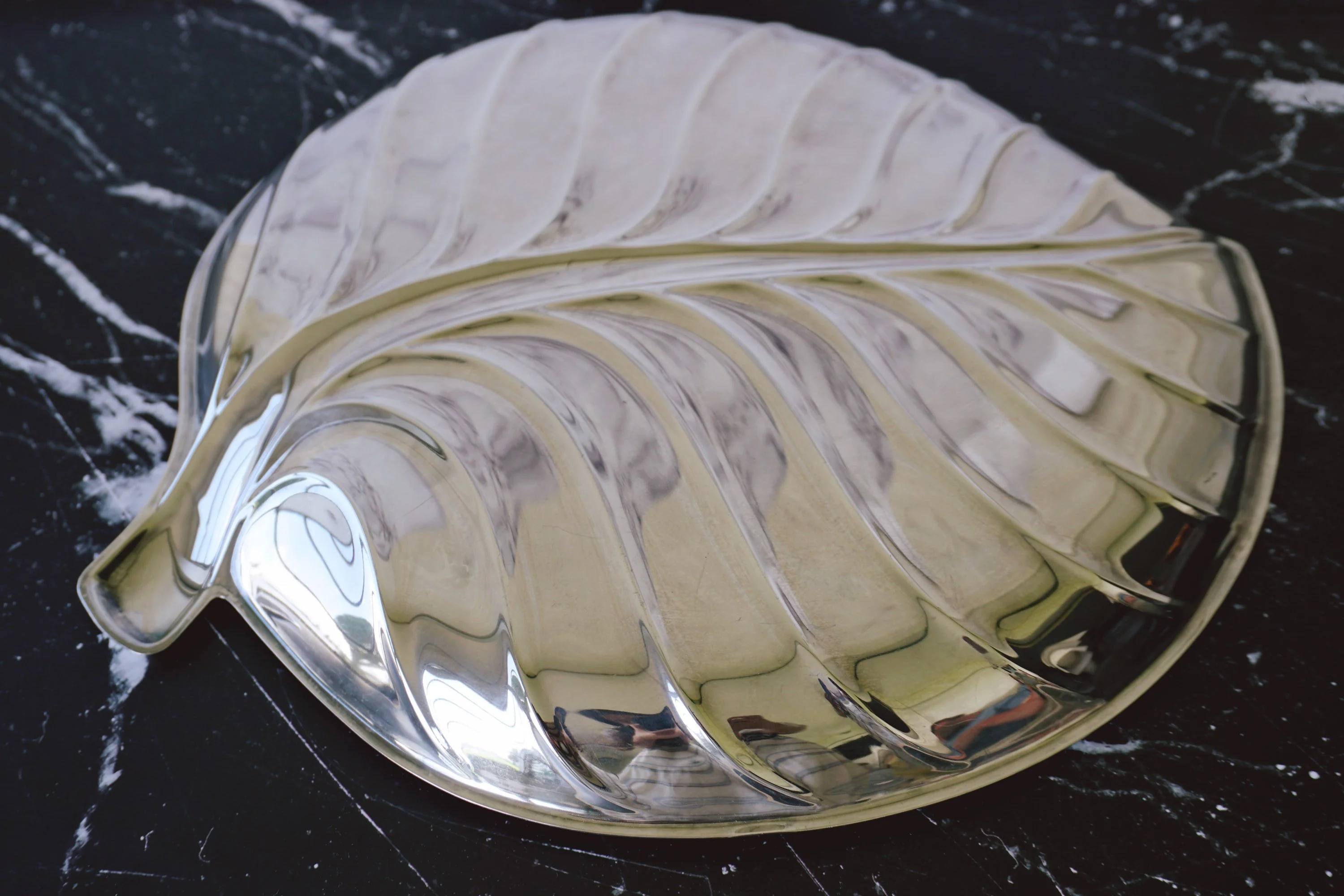 Vintage Mid-Century Silver-Plated Serving Platter | Large Tropical Leaf Design Tray by International Silver Company - Image 8