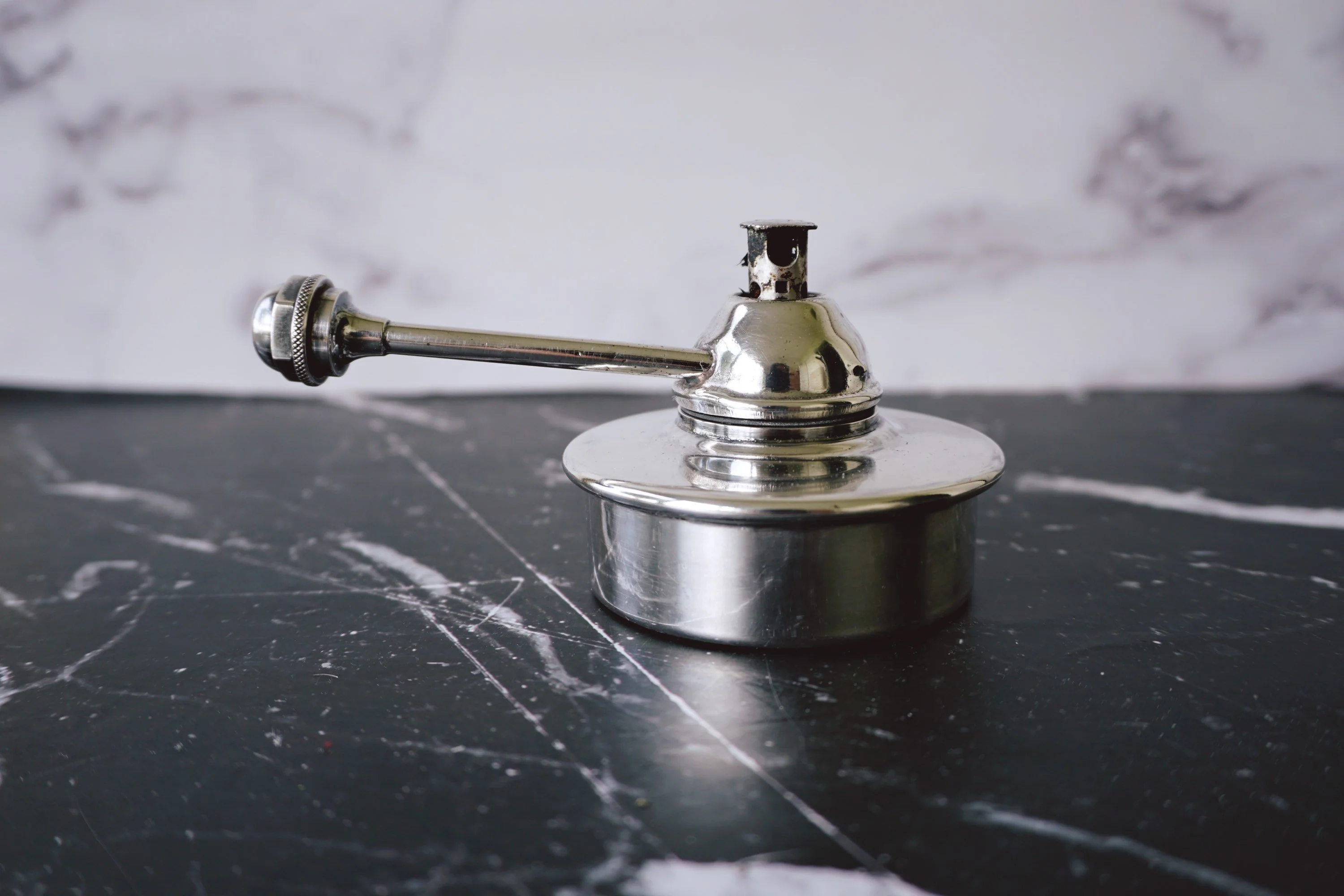 Vintage Silver-Plated Food Warmer Rack with Clawed Foot - Image 8